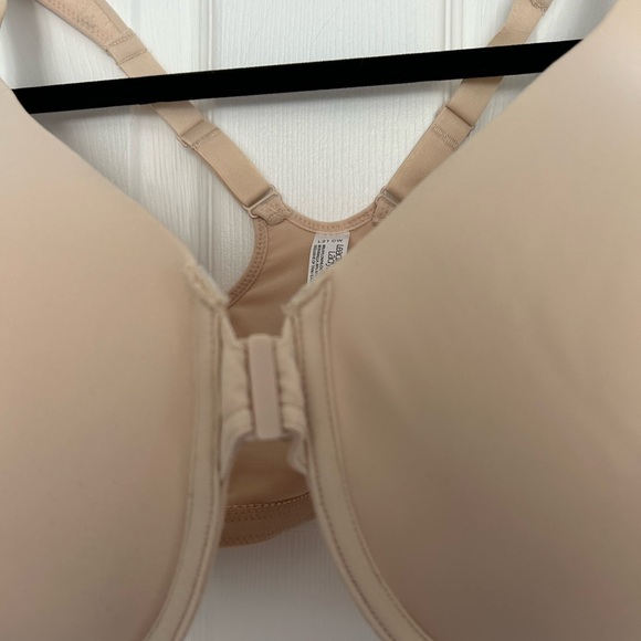 Leading Lady front close bra - Picture 3 of 5